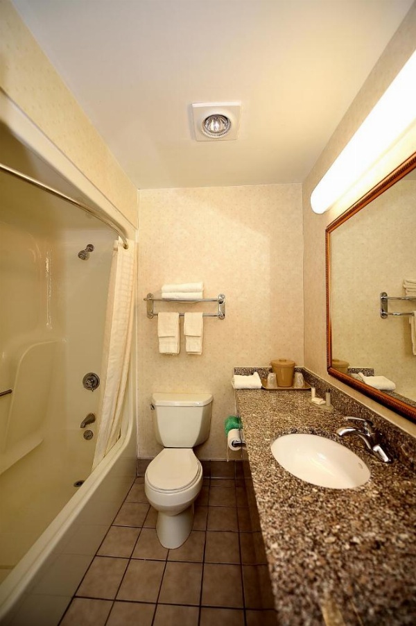 Baymont by Wyndham North Dartmouth image 28